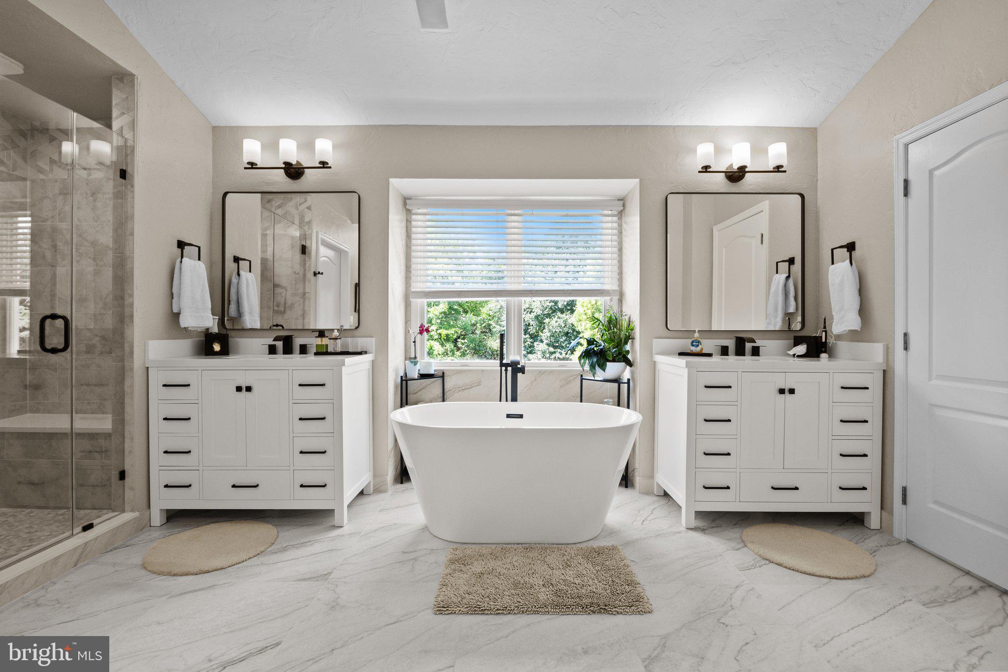 STONEY FORD ESTATE - Residential