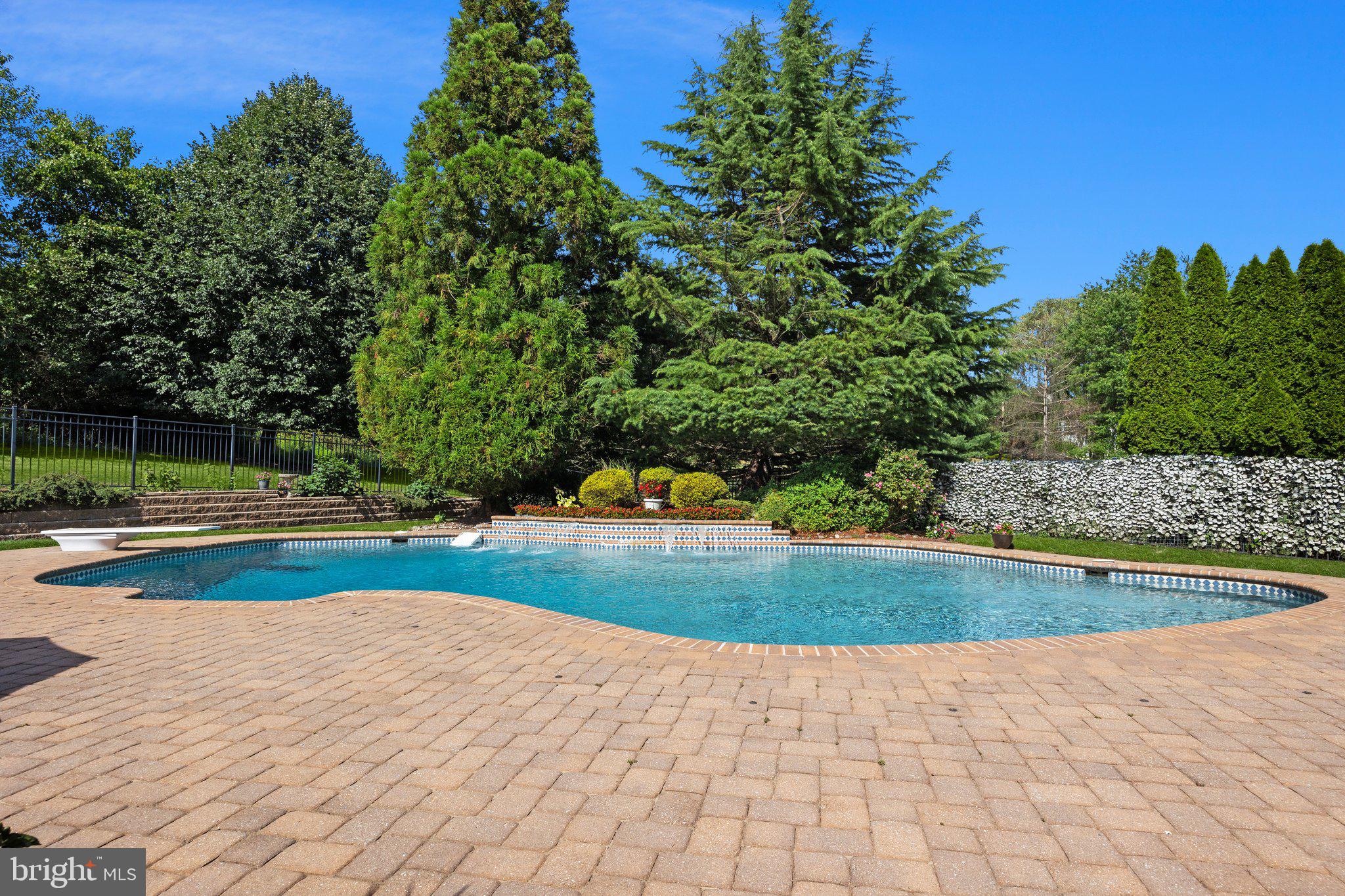 STONEY FORD ESTATE - Residential