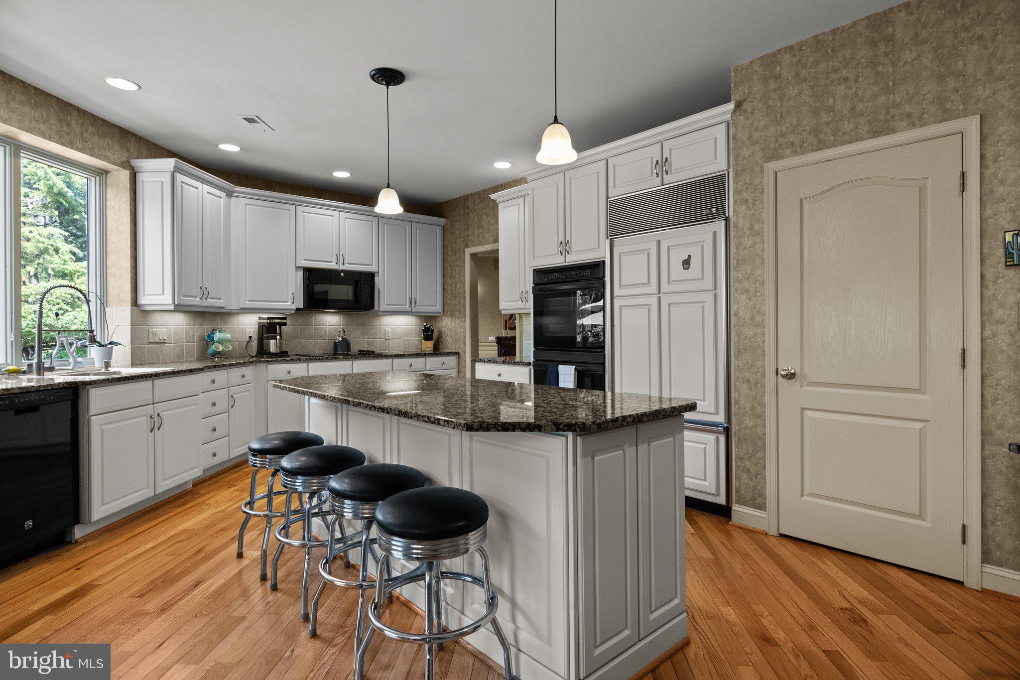 STONEY FORD ESTATE - Residential