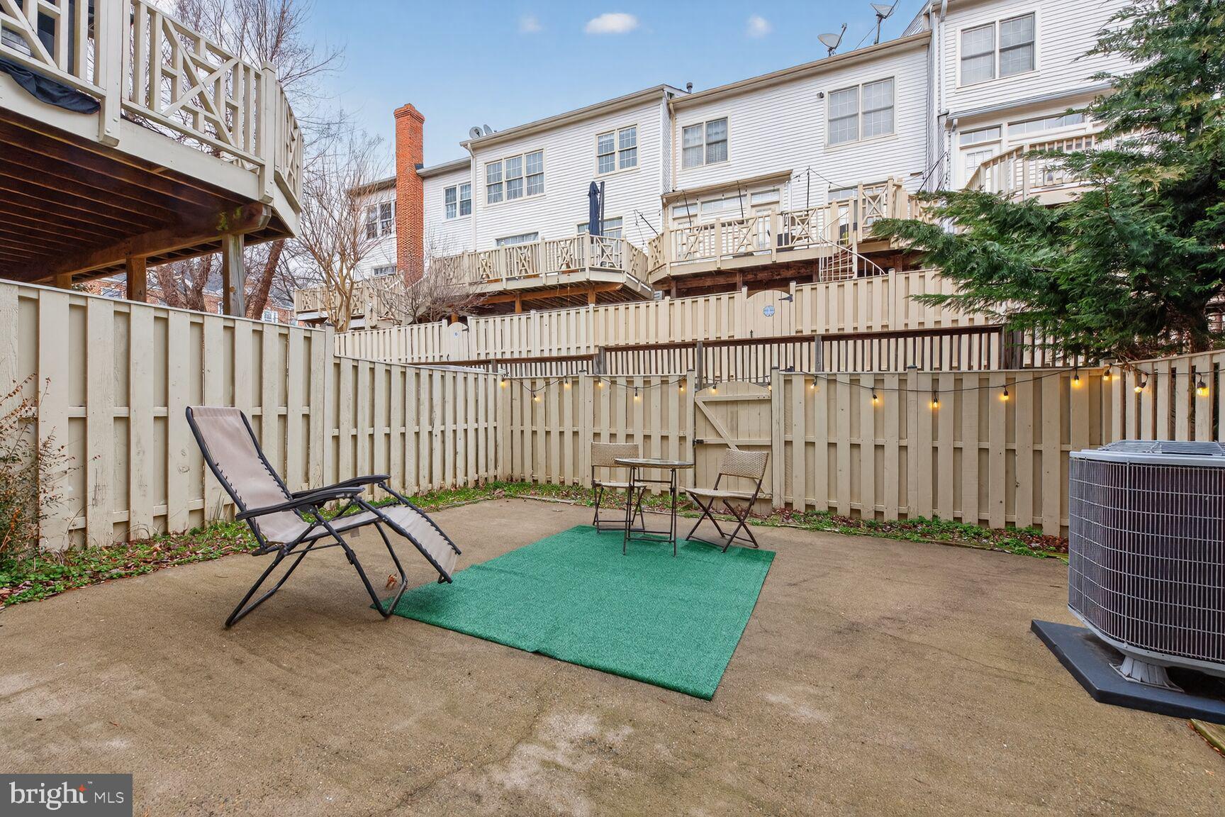 WESTWOOD TOWNS - Residential