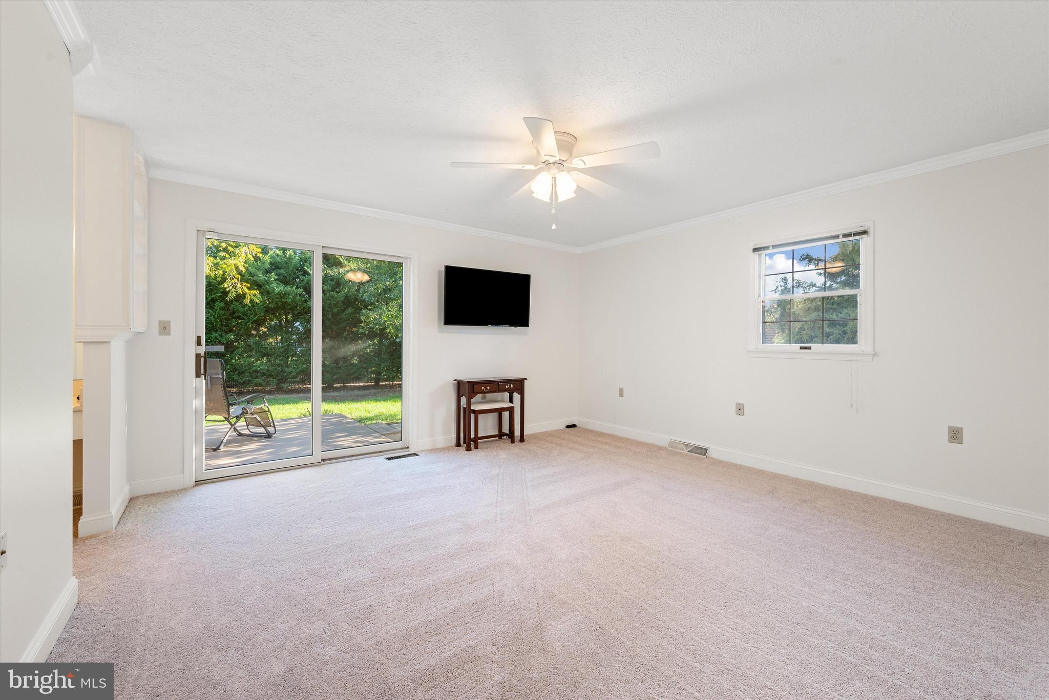 WAKELAND MANOR - Residential