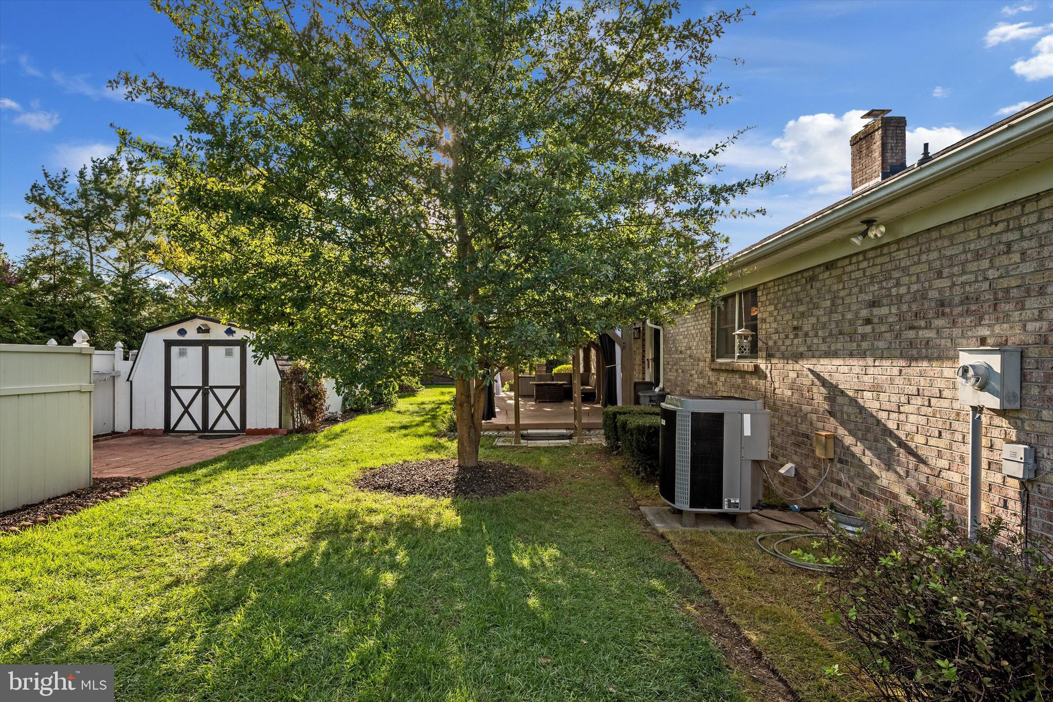 WAKELAND MANOR - Residential