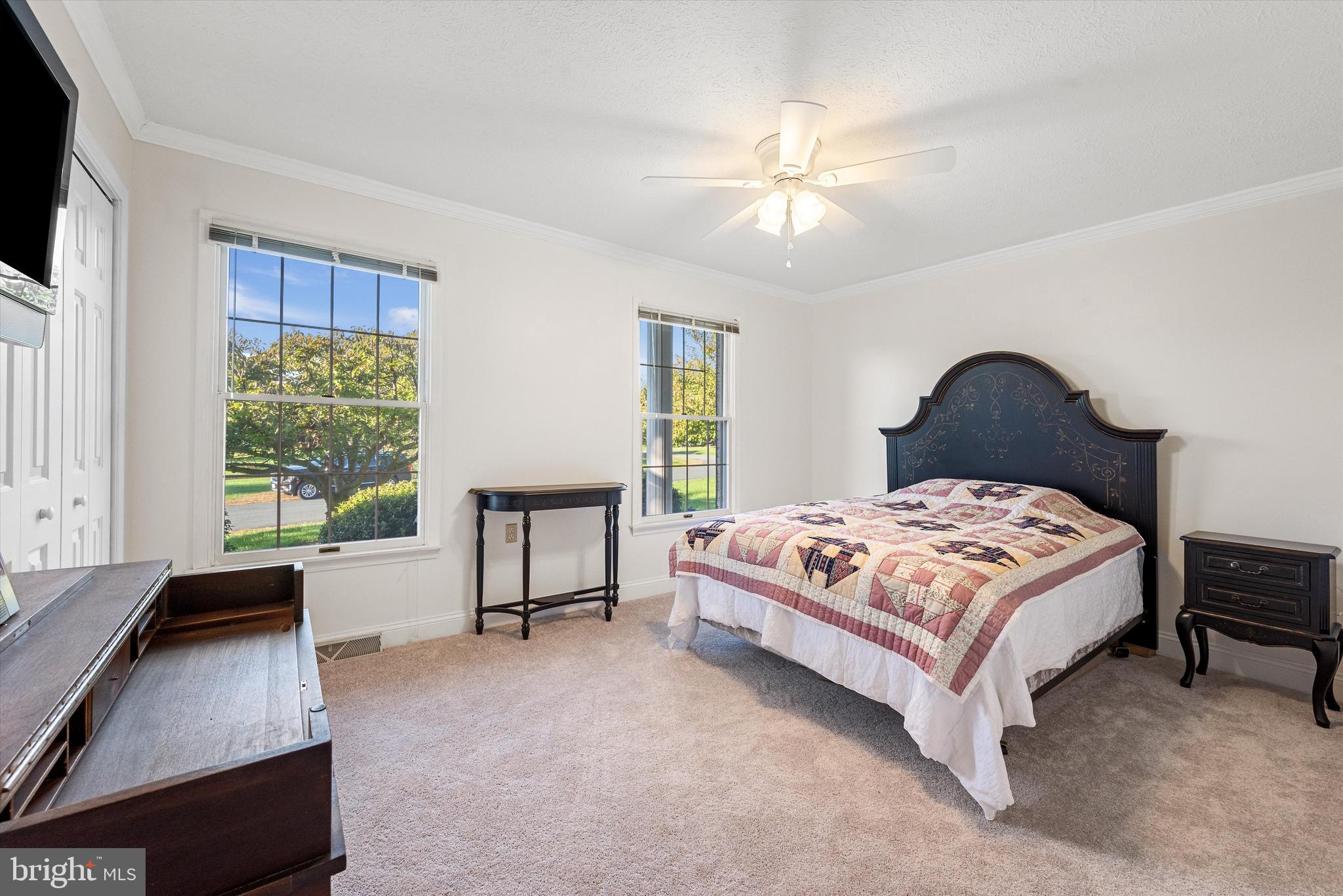 WAKELAND MANOR - Residential