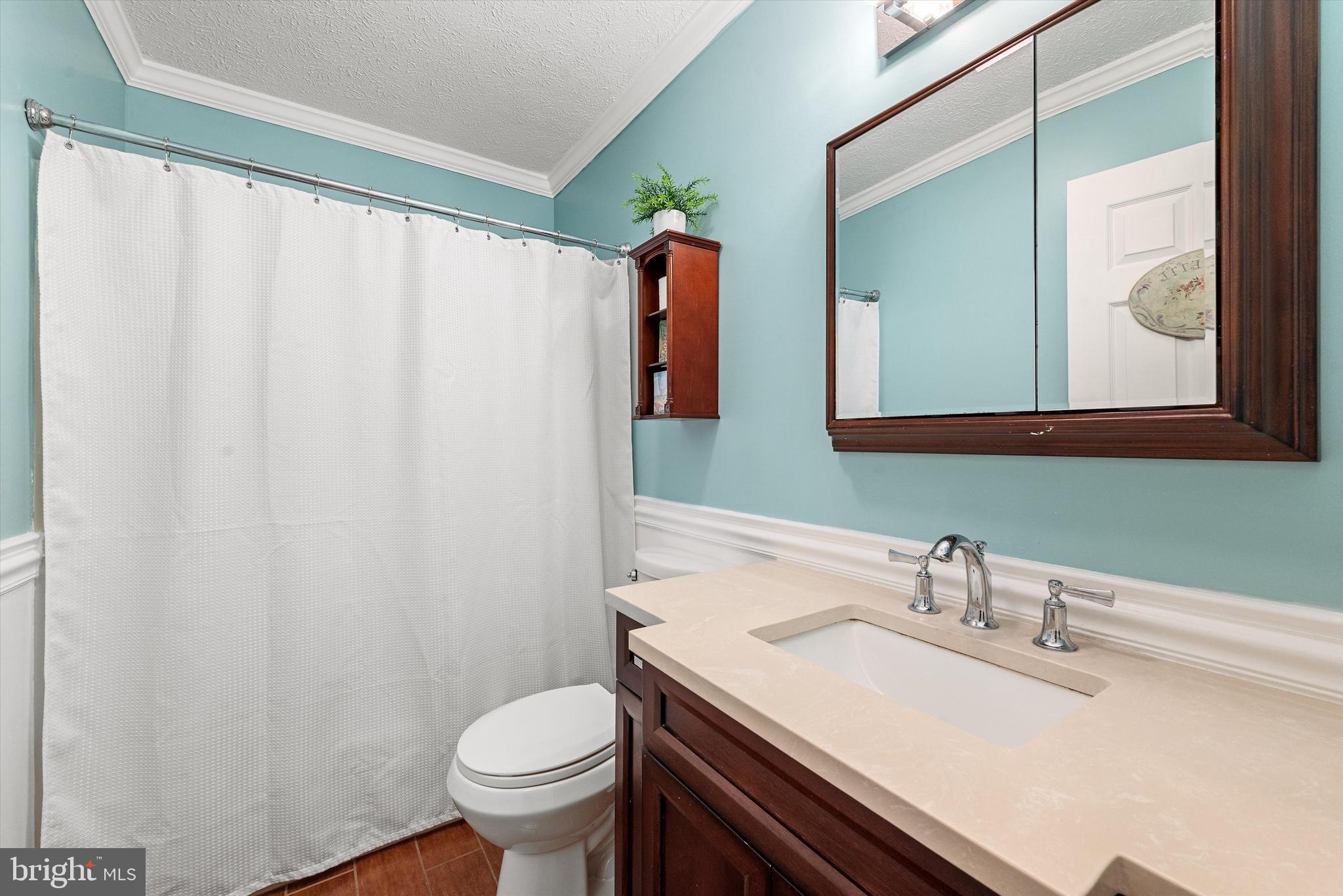 WAKELAND MANOR - Residential