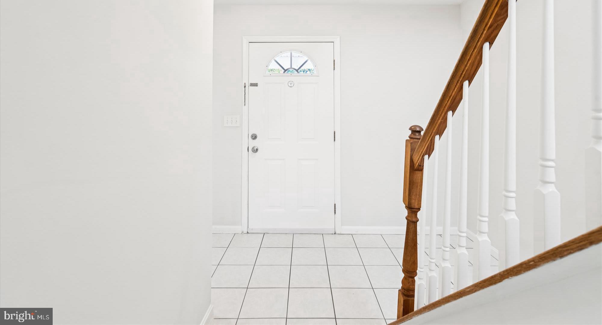 BEVERLEY BEACH - Residential Lease