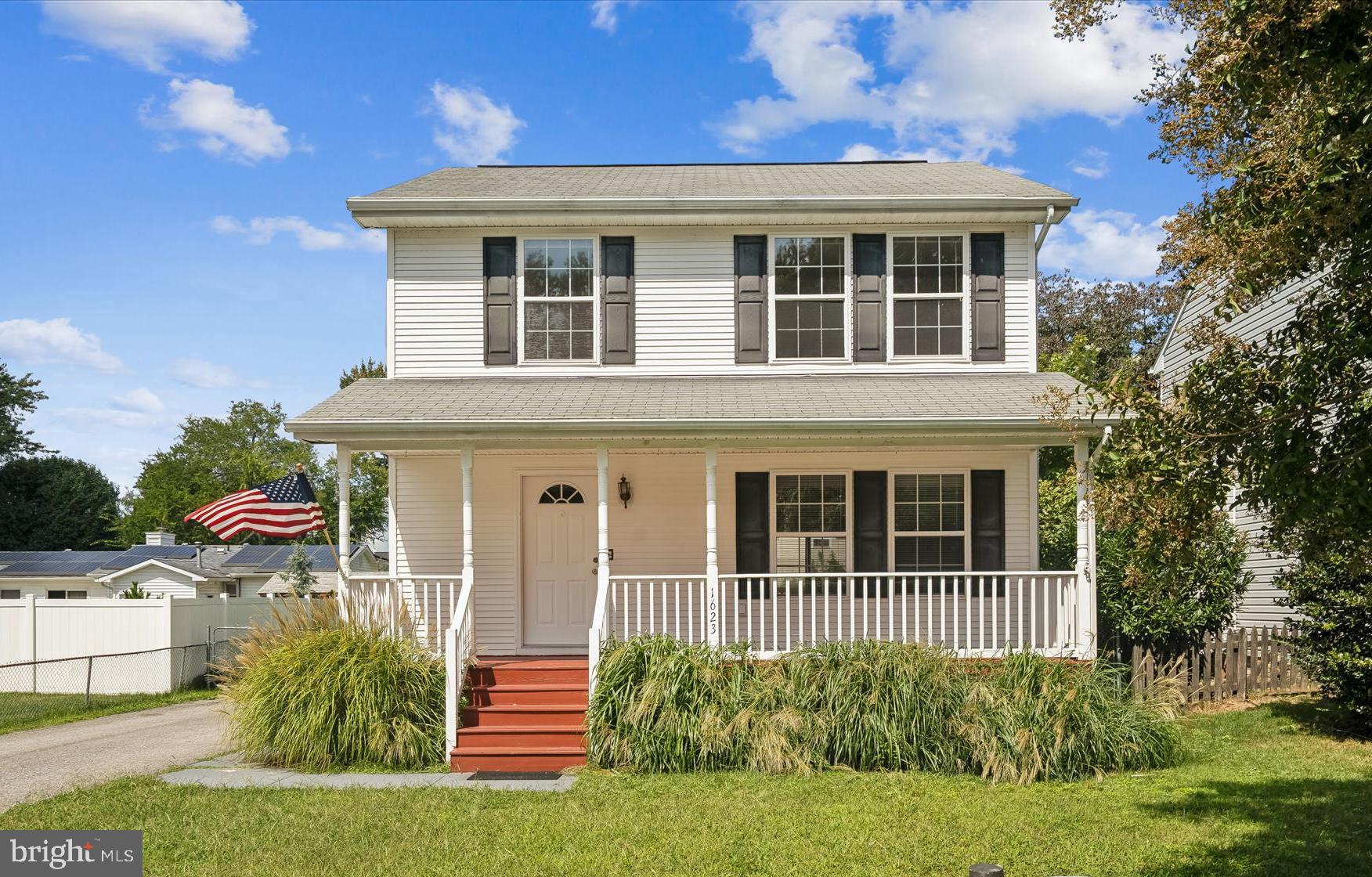 BEVERLEY BEACH - Residential Lease