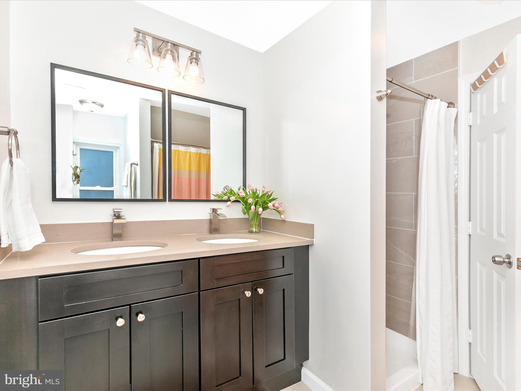 BRUNSWICK - Residential