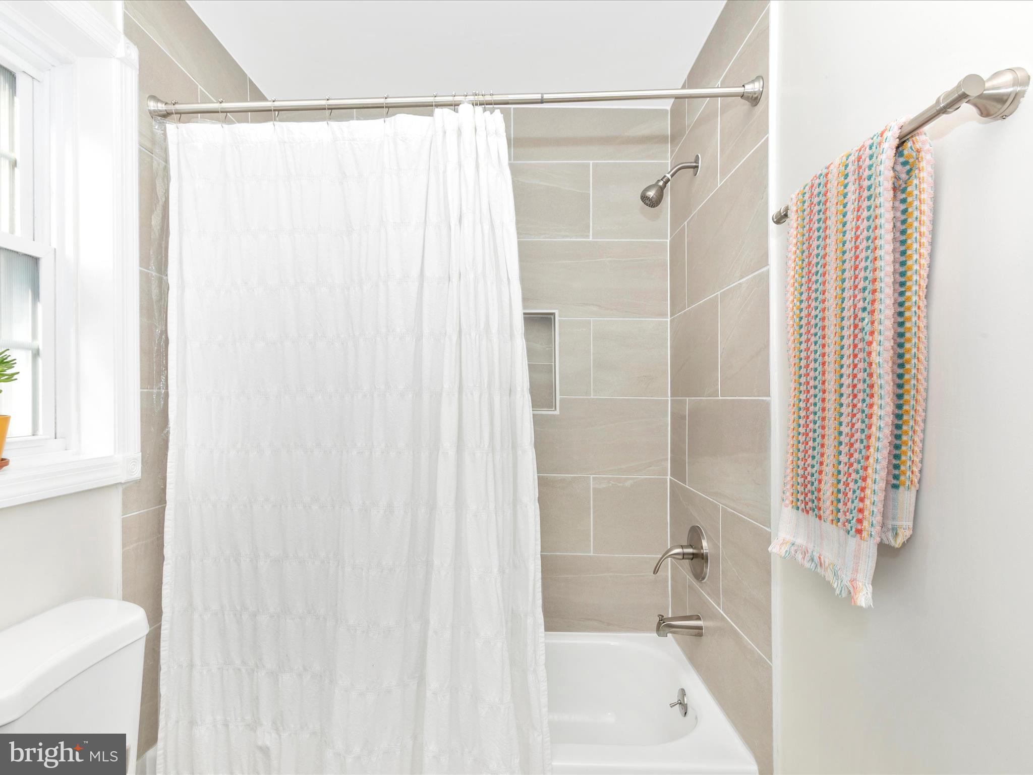 BRUNSWICK - Residential