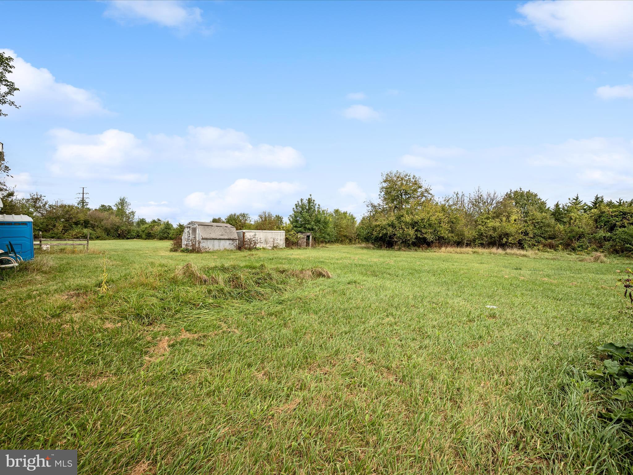 32 DOUBLE TOLLGATE ROAD