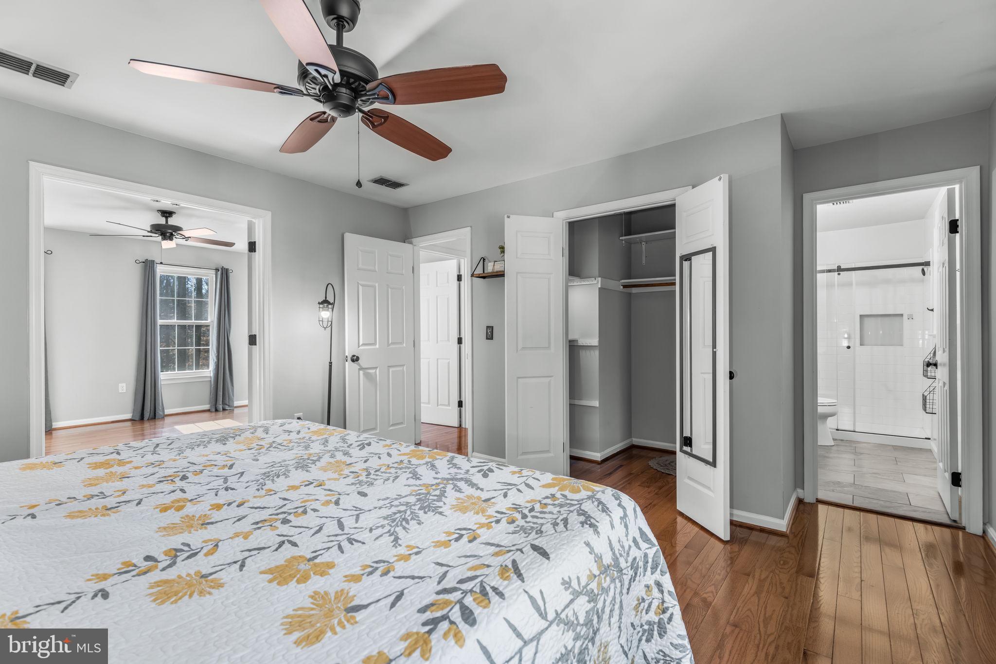 HAMPTONS GROVE - Residential