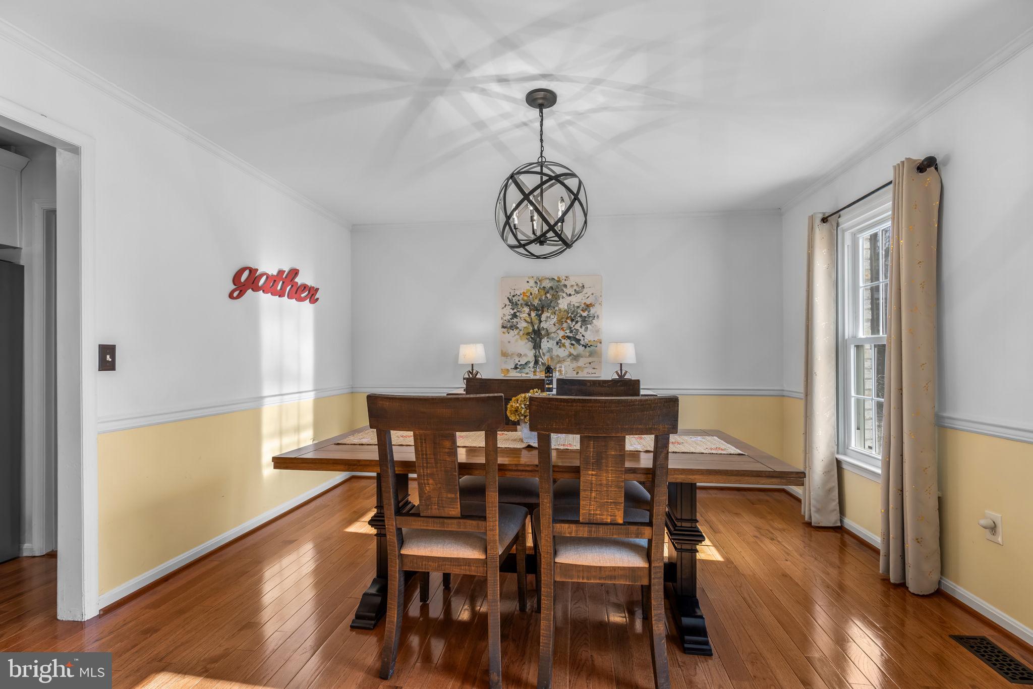 HAMPTONS GROVE - Residential