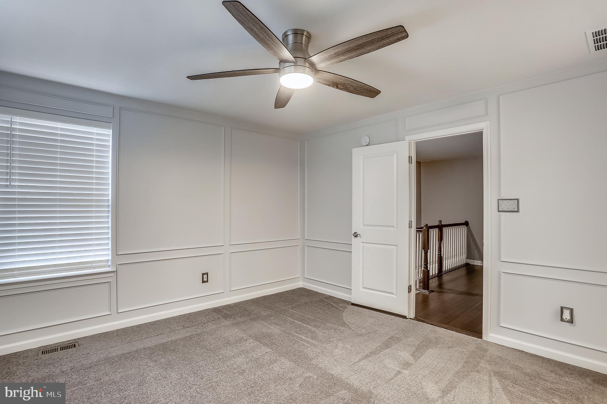 METRO POINTE - Residential