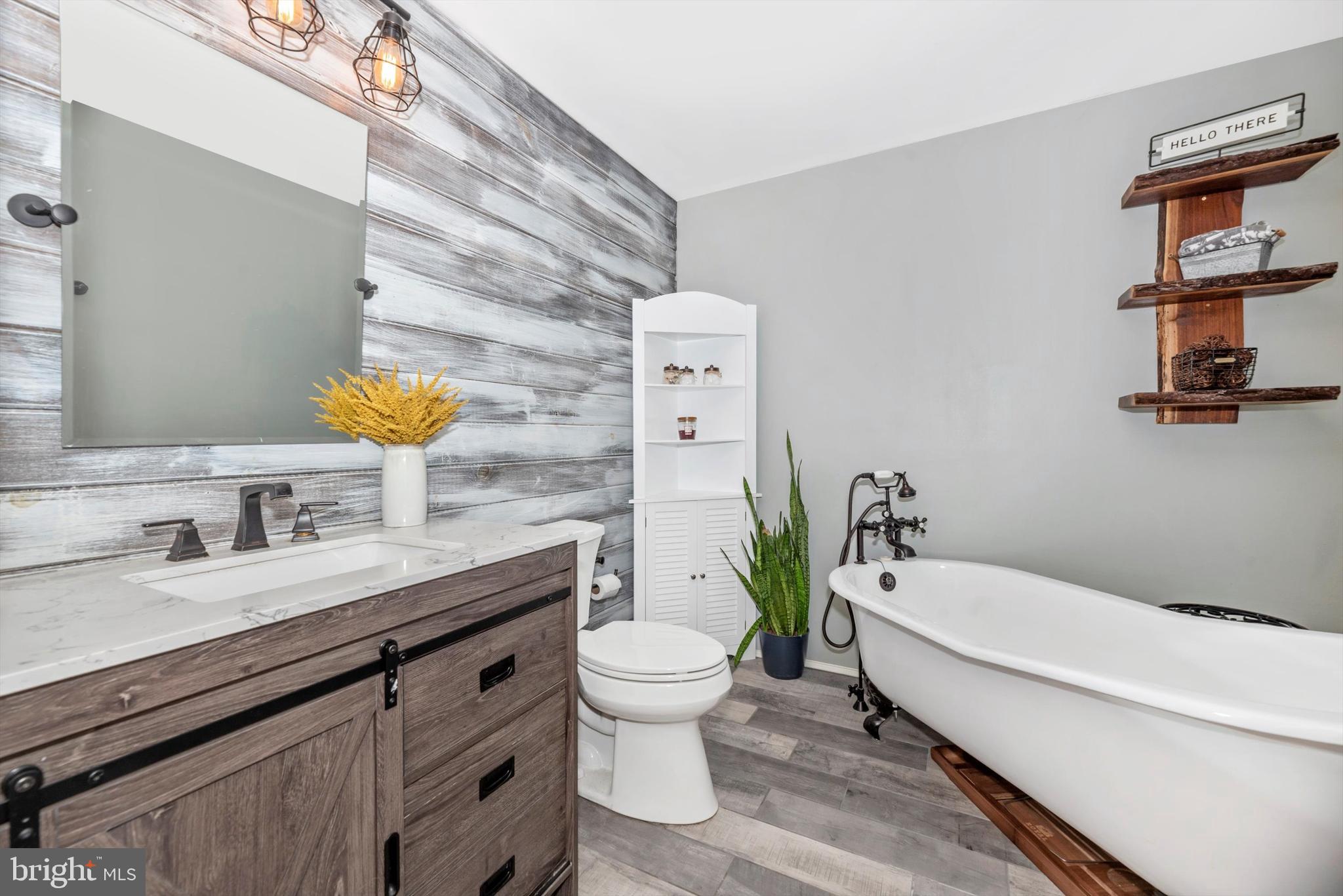 PINEHURST - Residential