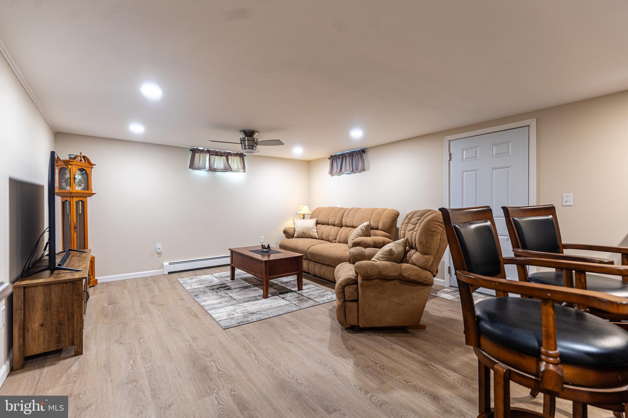 WAYNESBORO - Residential