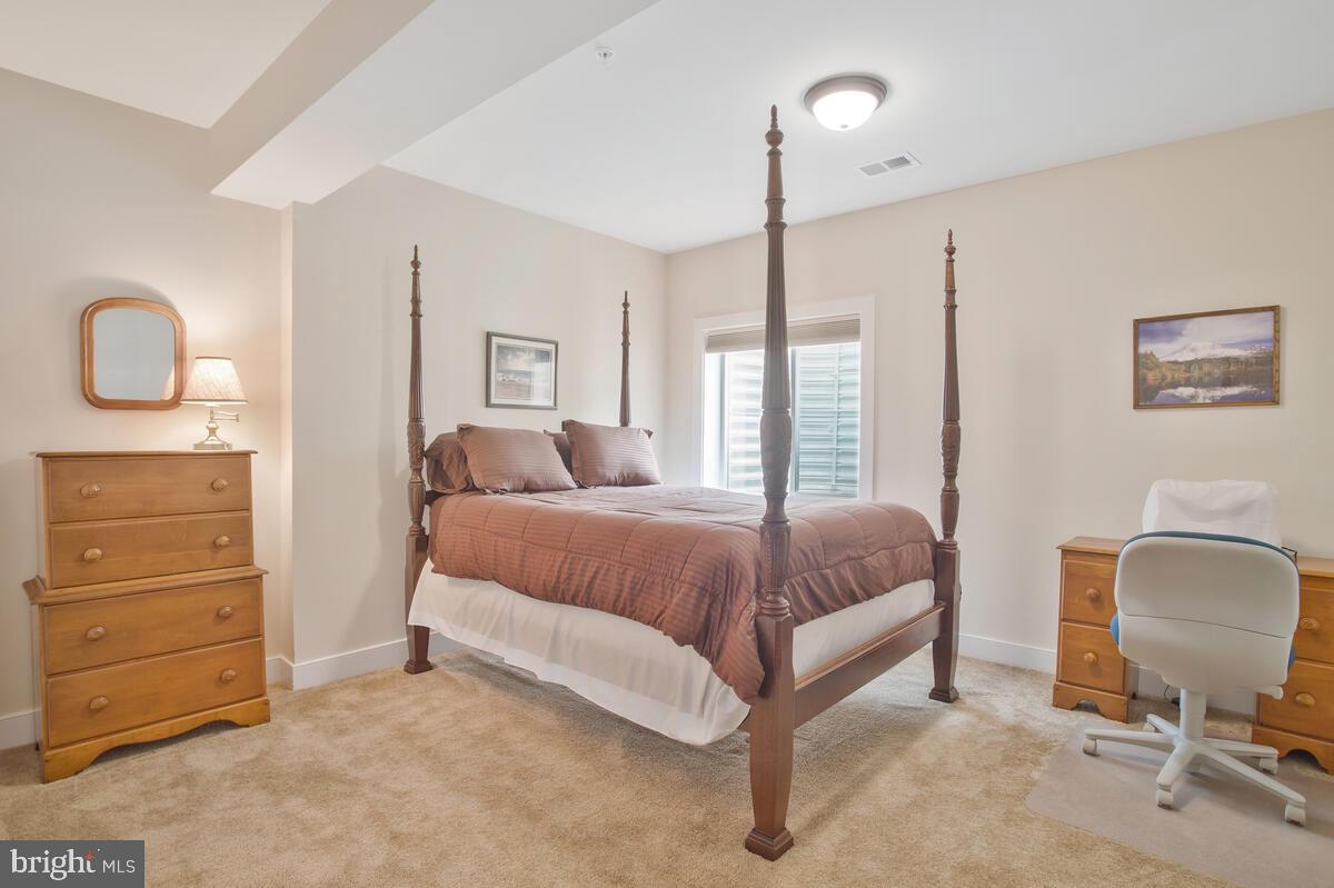 WALDEN WOODS - Residential