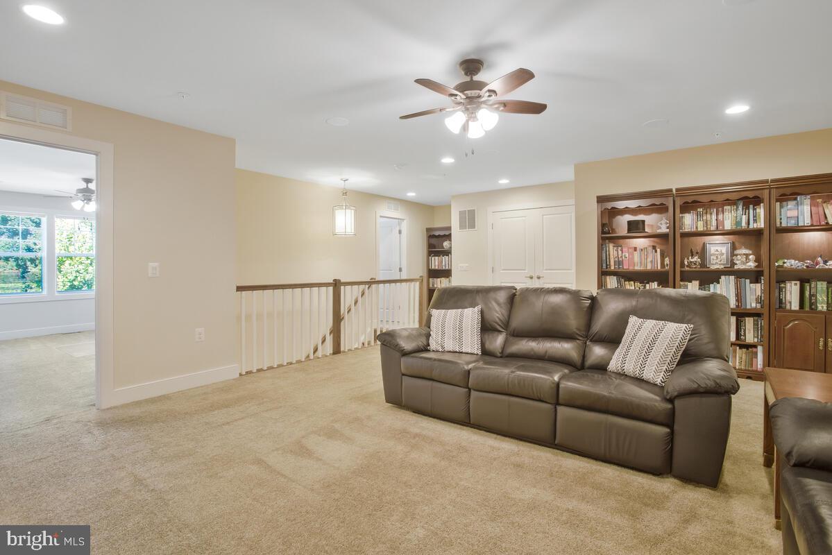 WALDEN WOODS - Residential