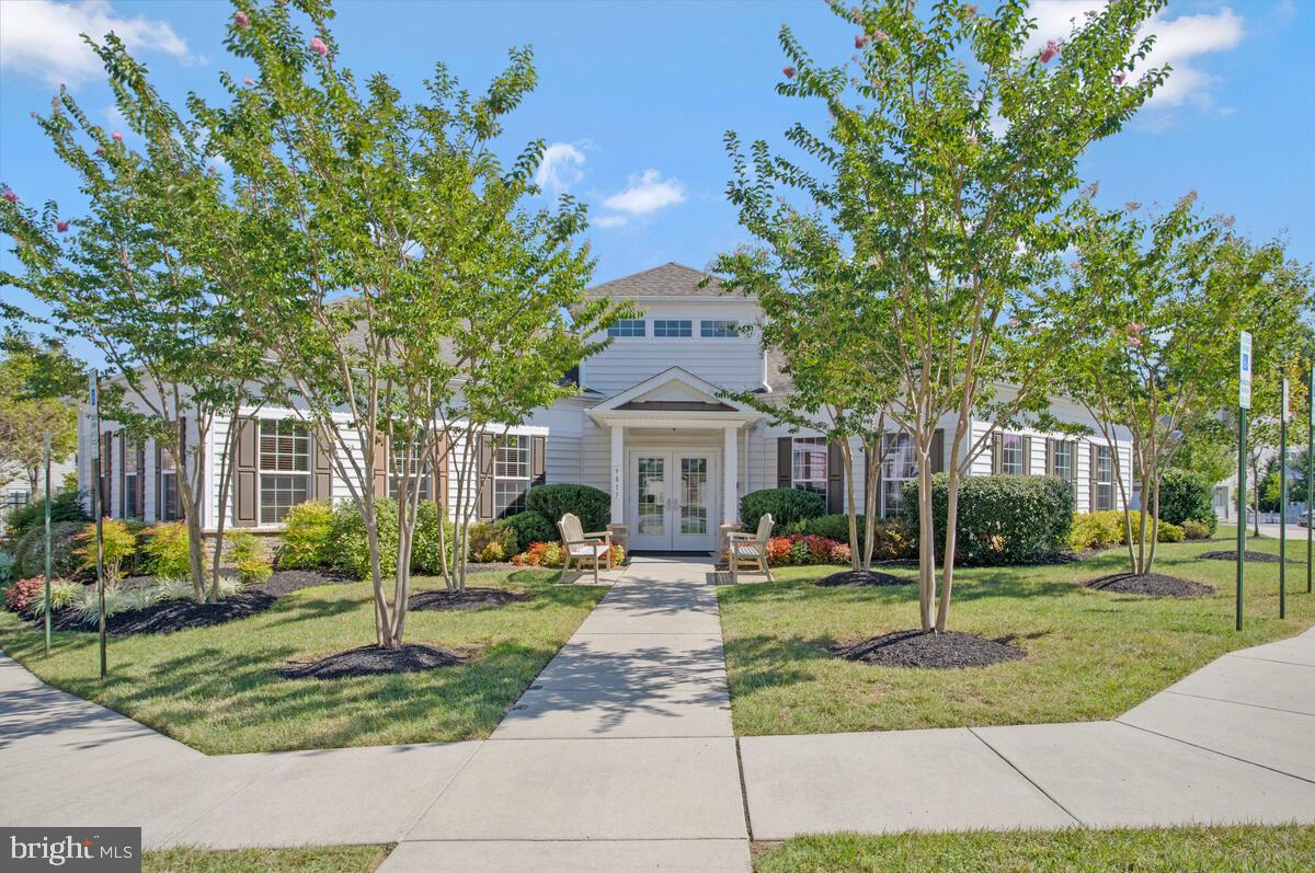 WALDEN WOODS - Residential