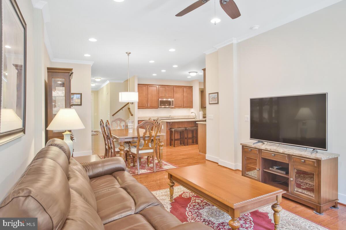 WALDEN WOODS - Residential