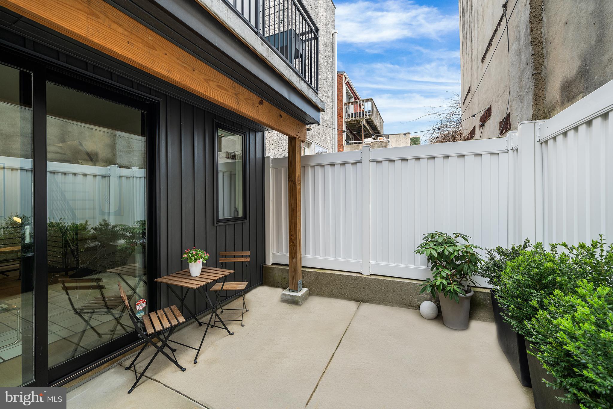 WASHINGTON SQ WEST - Residential