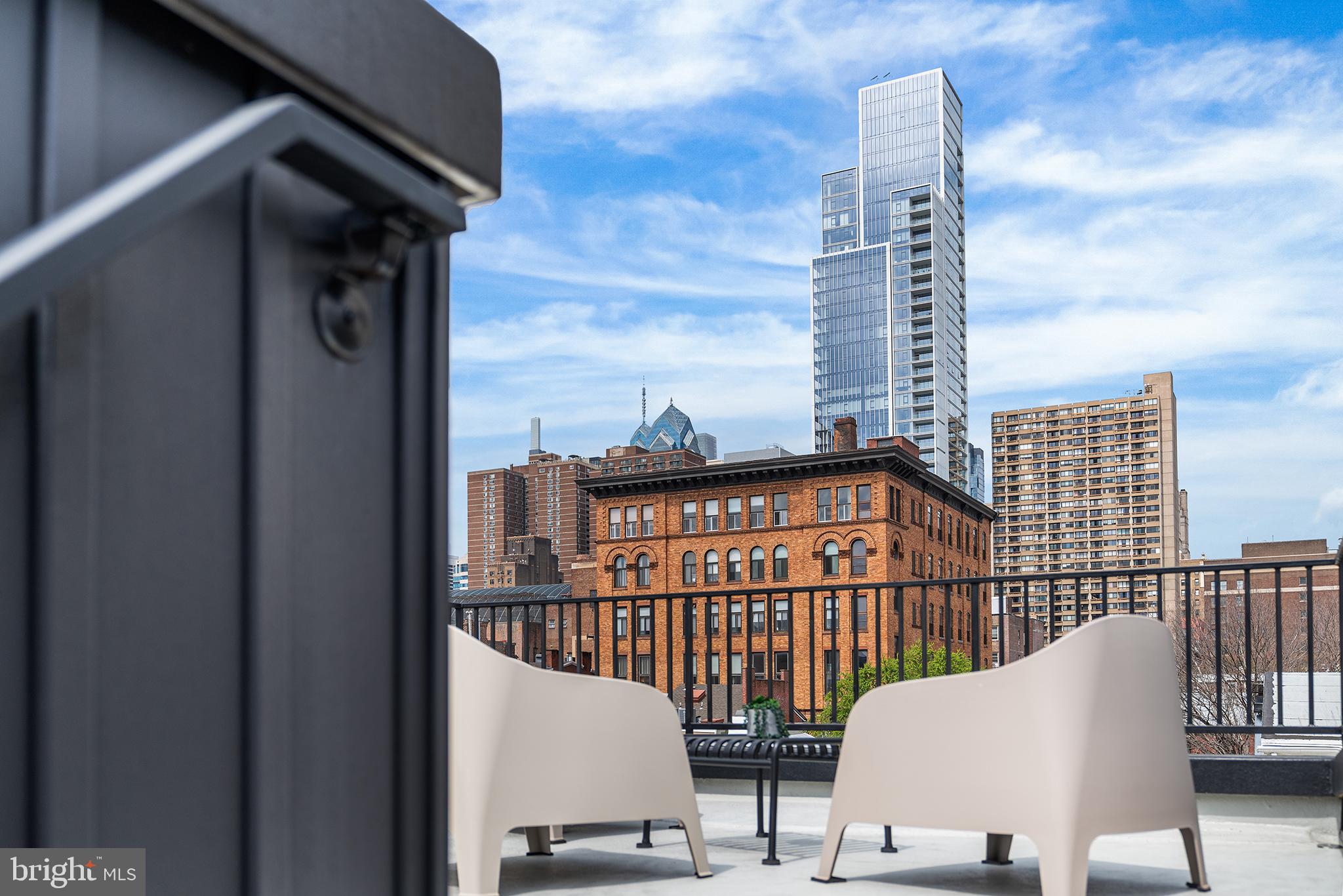 WASHINGTON SQ WEST - Residential