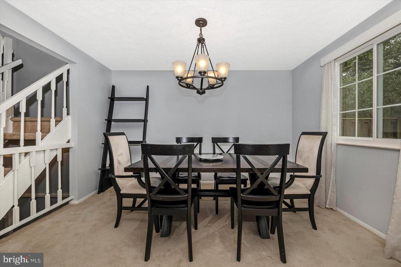 AMBER MEADOWS - Residential Lease