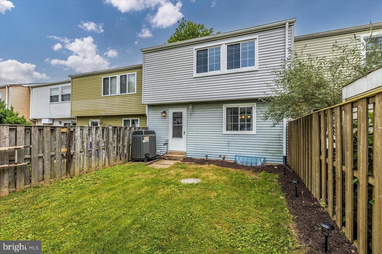 AMBER MEADOWS - Residential Lease