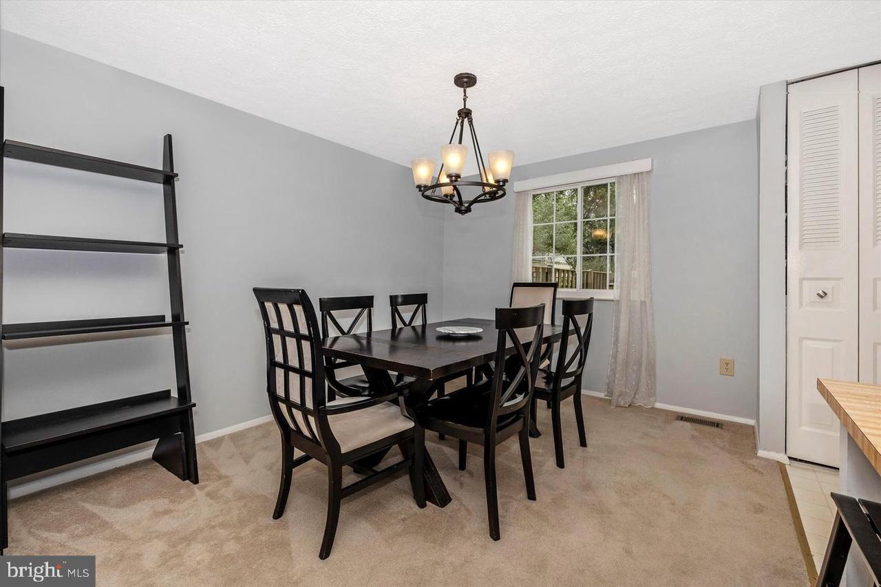 AMBER MEADOWS - Residential Lease