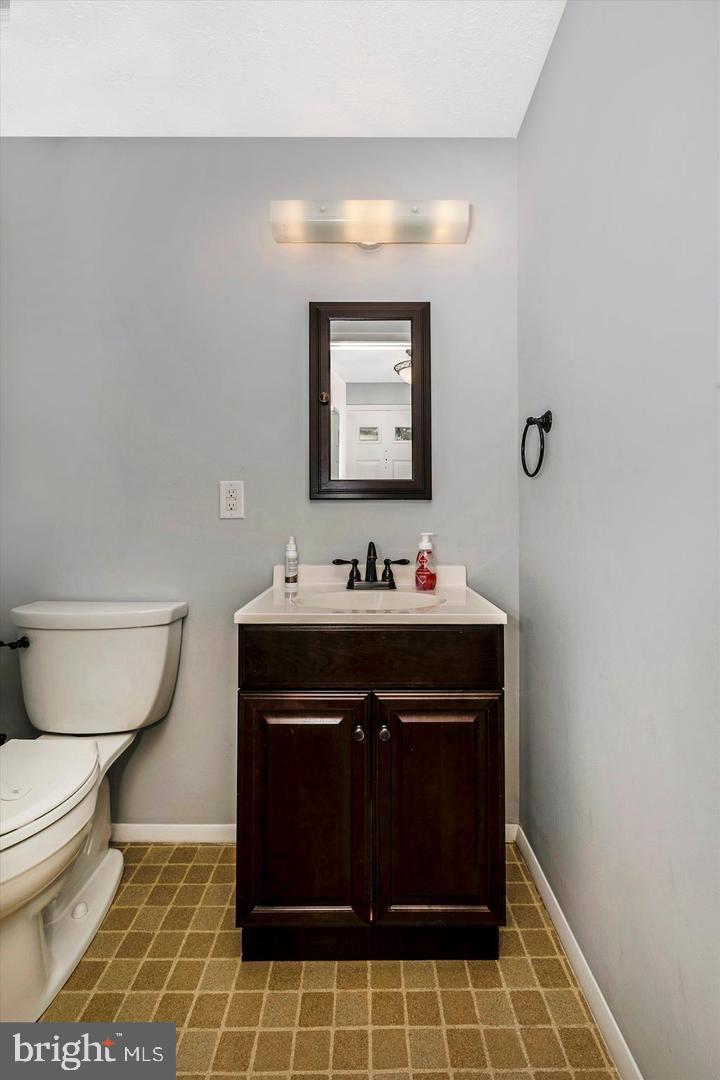 AMBER MEADOWS - Residential Lease