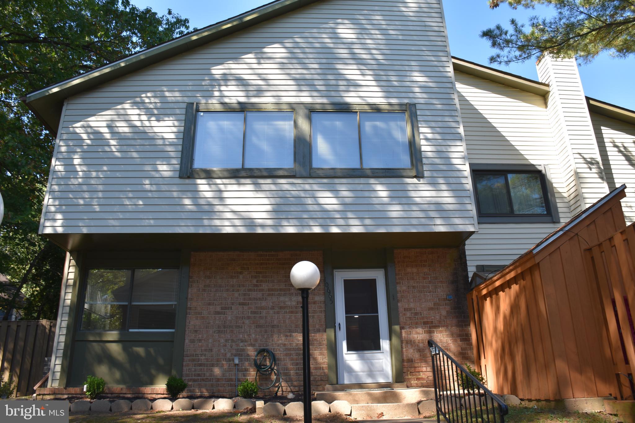 BURKE CENTRE - Residential Lease