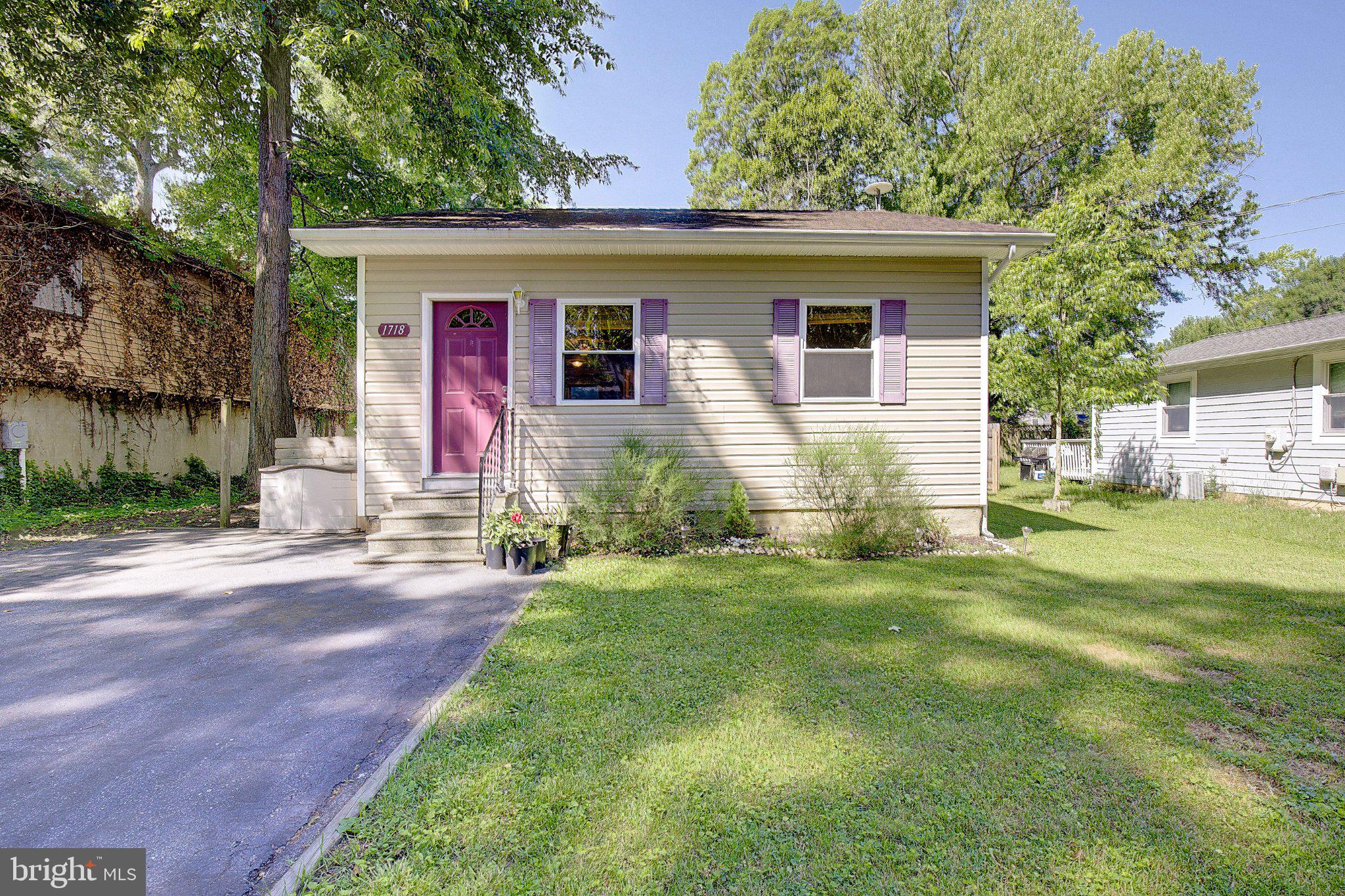 1718 RIDGELY ROAD