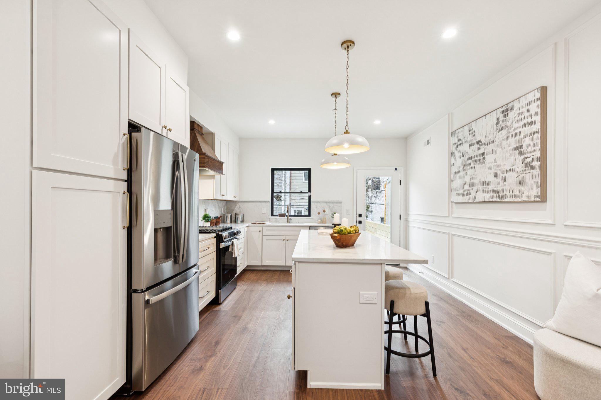 POINT BREEZE - Residential