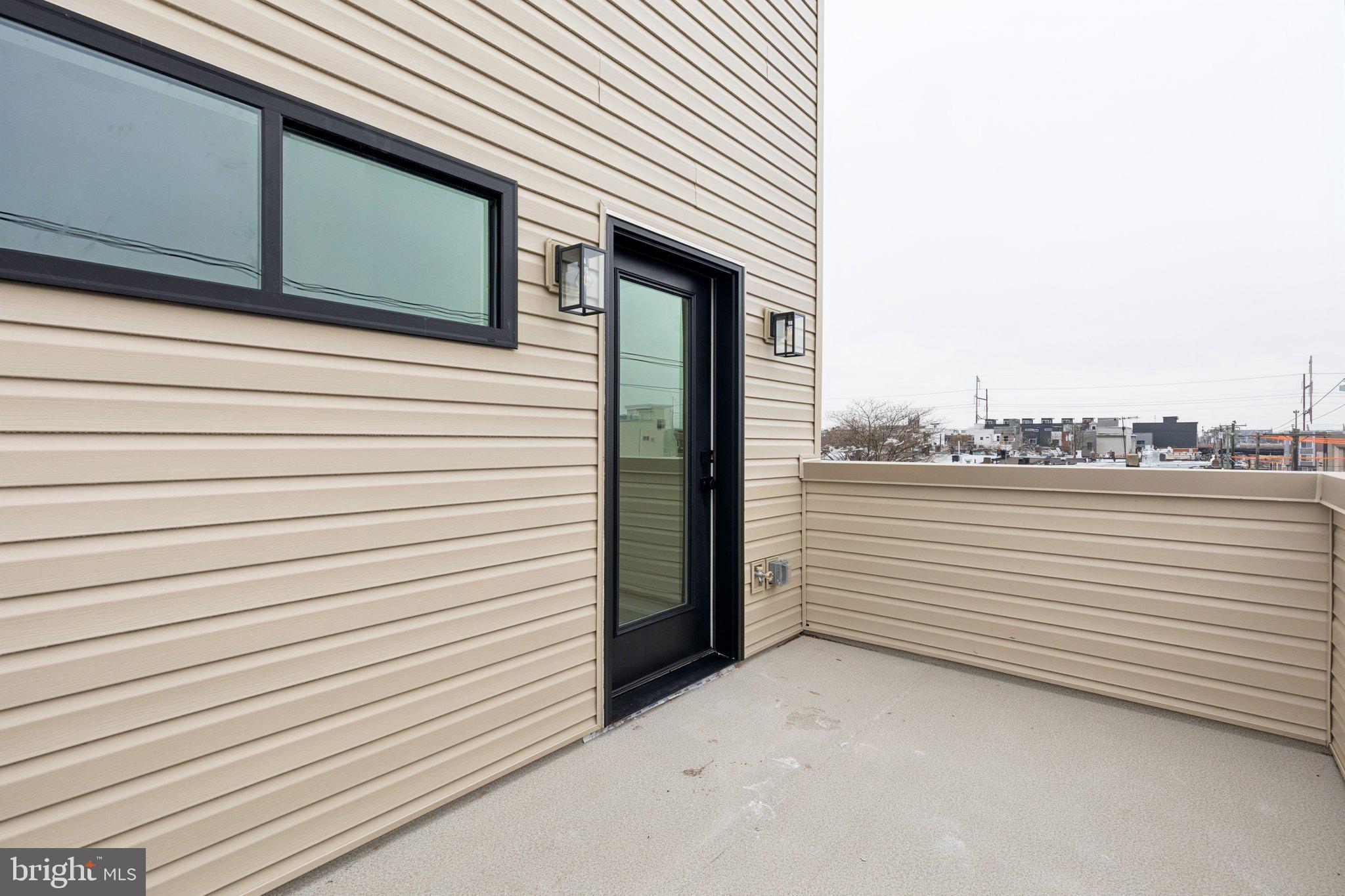 POINT BREEZE - Residential