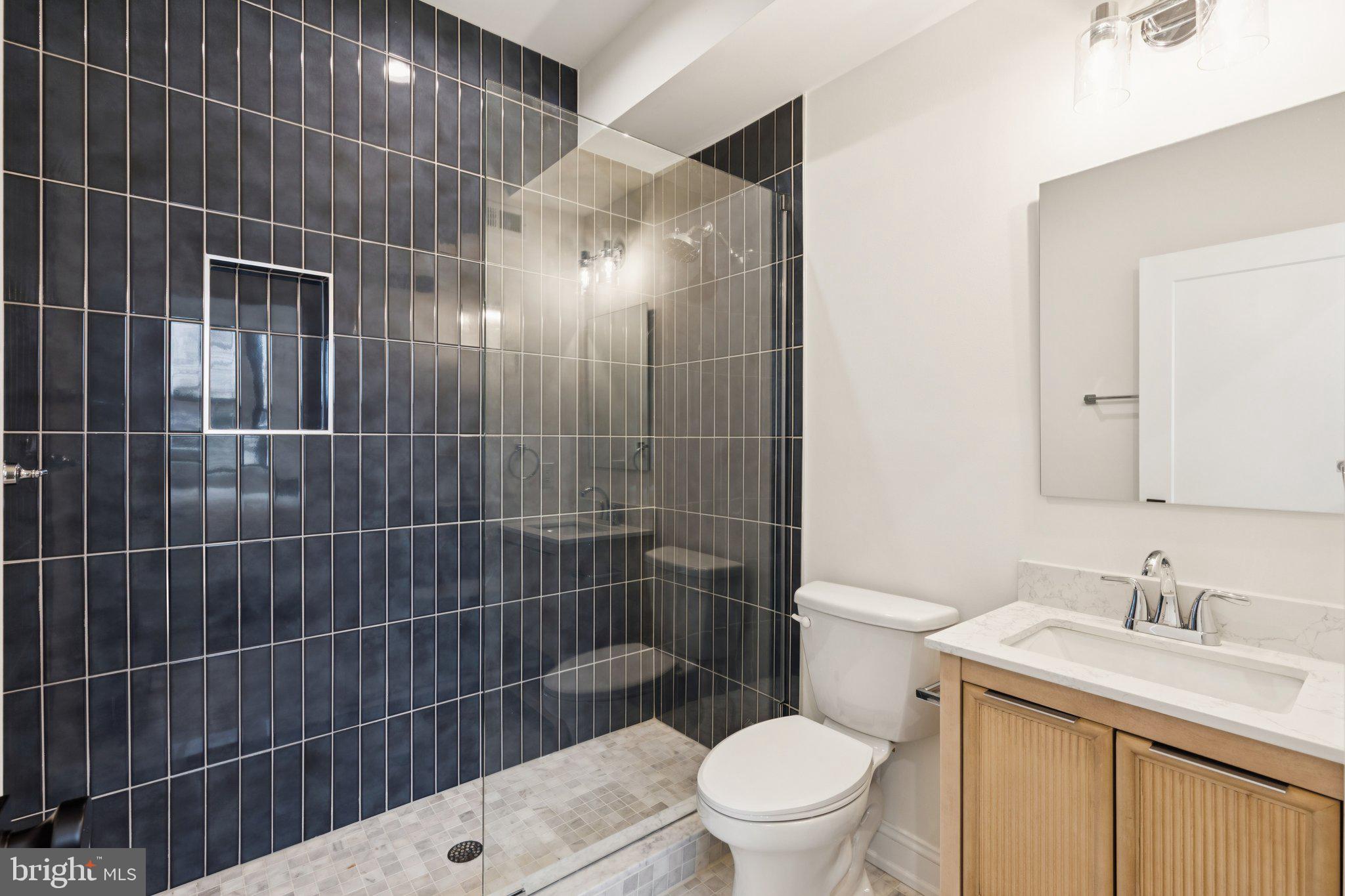 POINT BREEZE - Residential