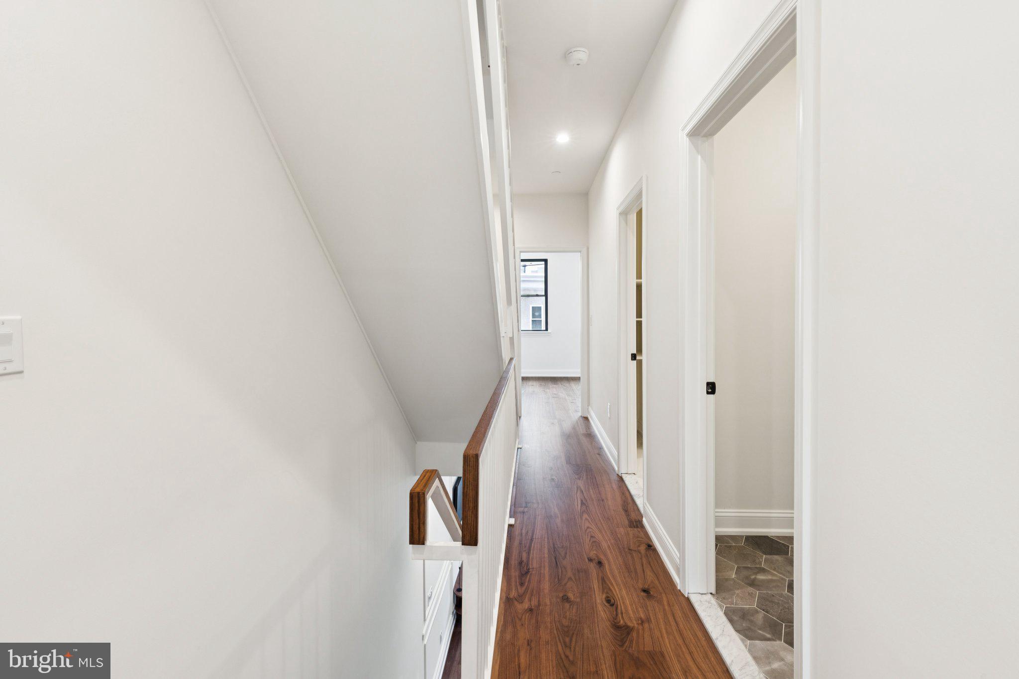 POINT BREEZE - Residential