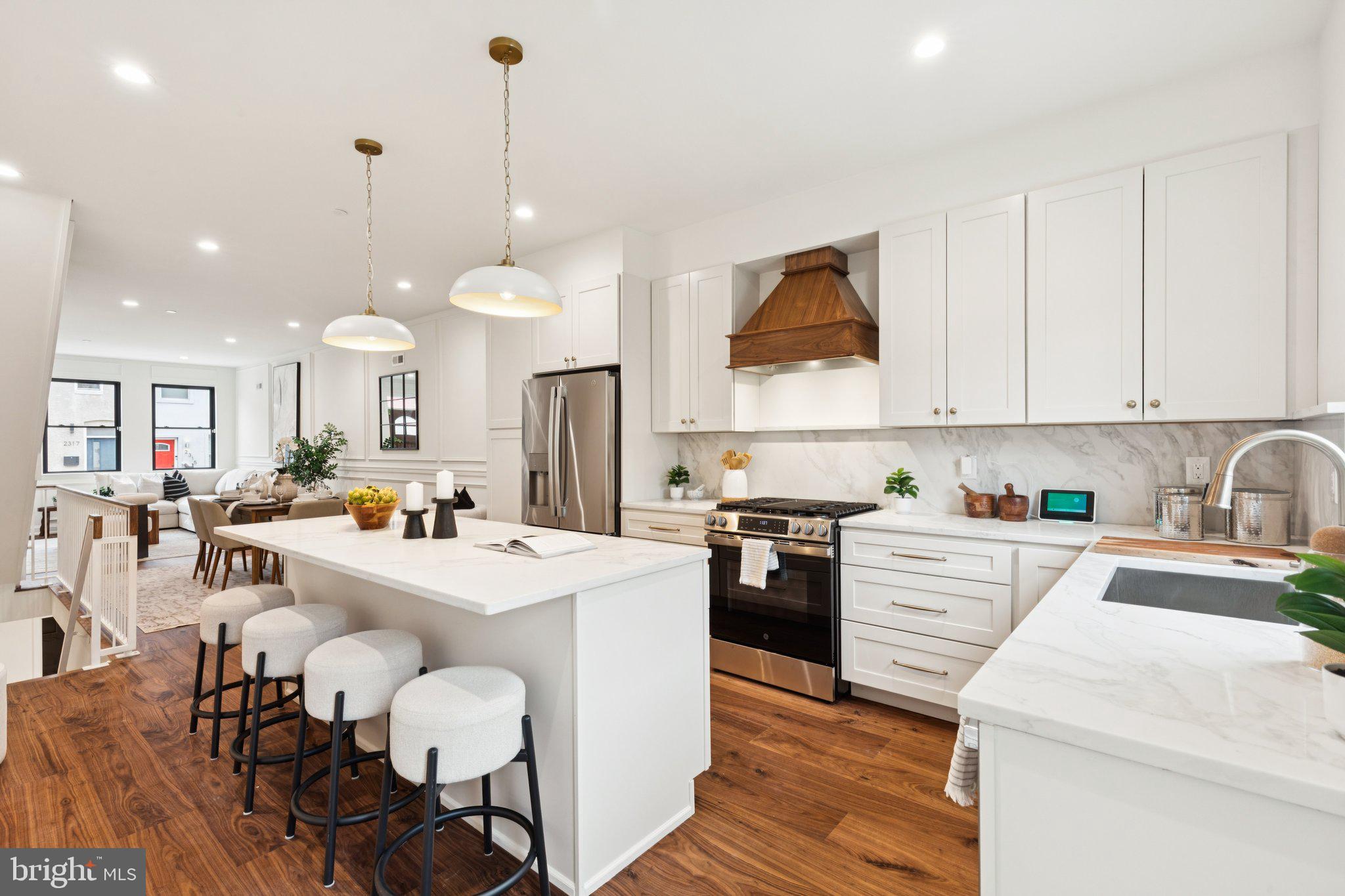 POINT BREEZE - Residential