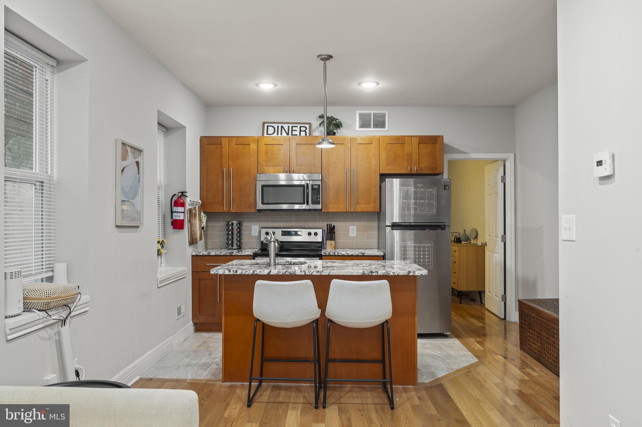 6038 CEDAR AVENUE