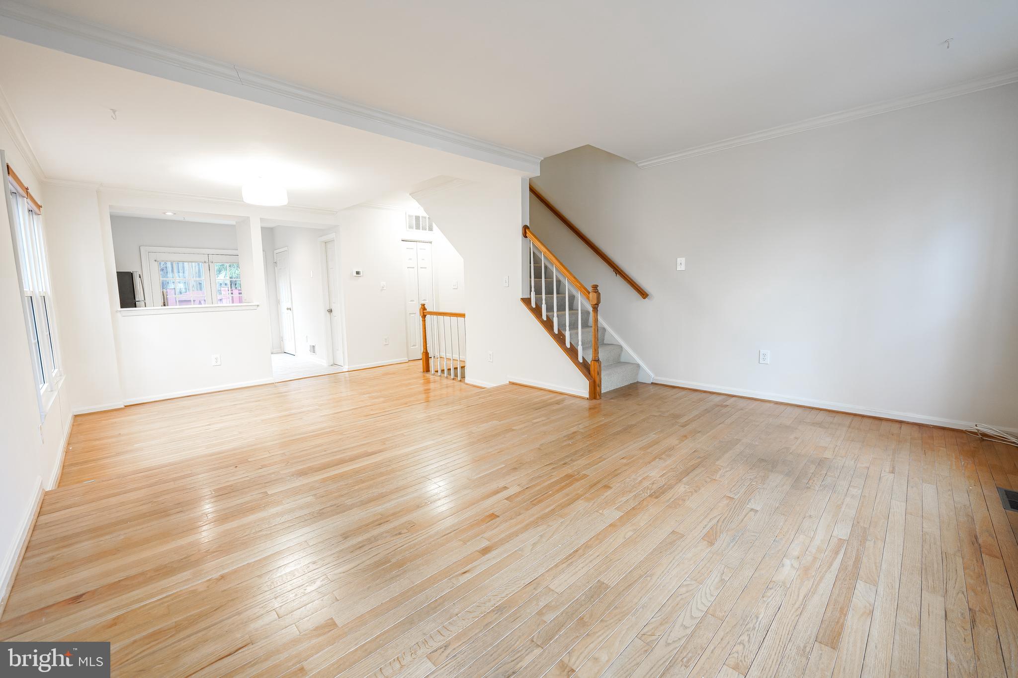 6150 GLEN EAGLES COURT 31