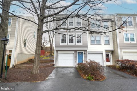 6150 GLEN EAGLES COURT 31 FALLS CHURCH VA 22044