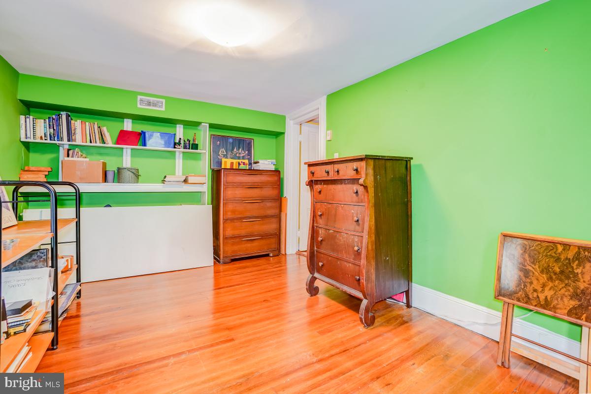 TAKOMA PARK - Residential