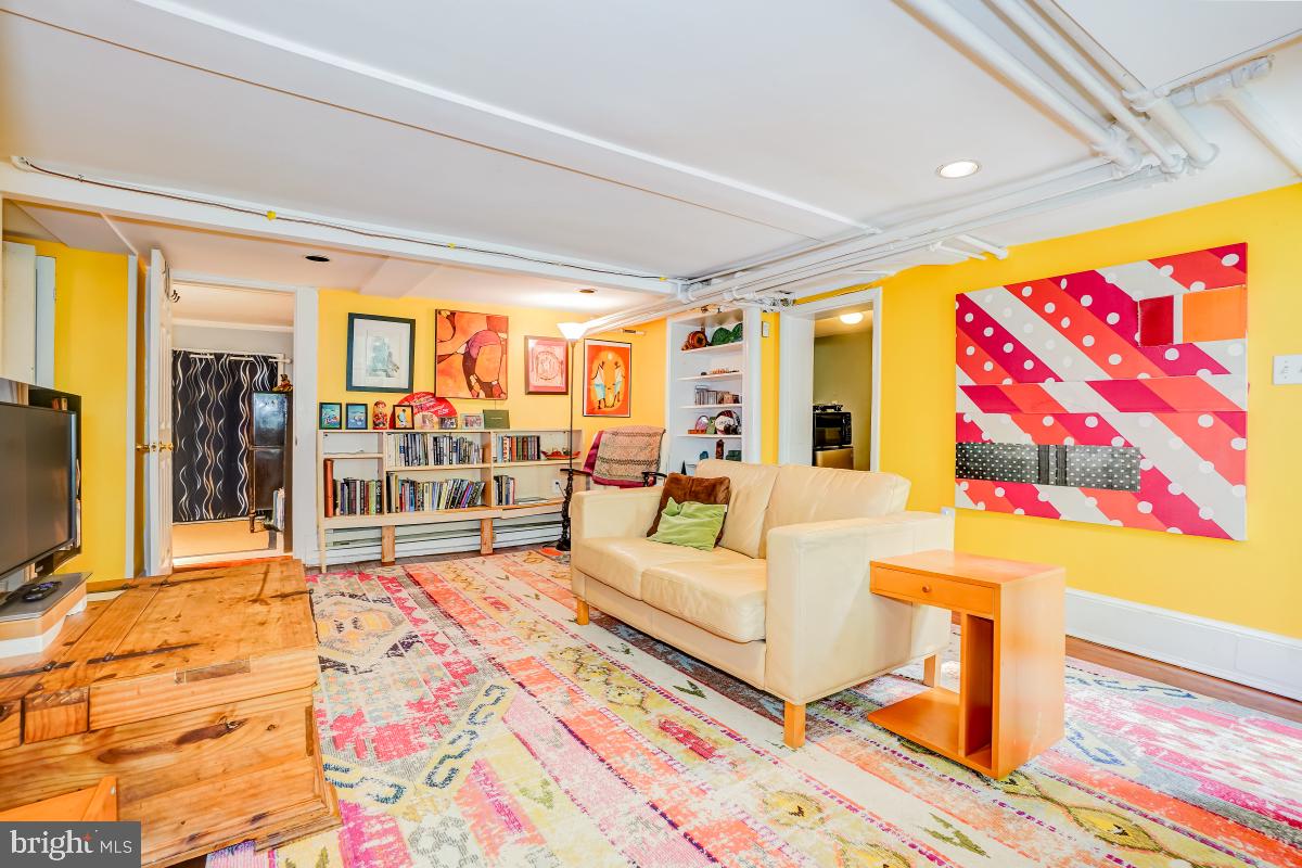 TAKOMA PARK - Residential