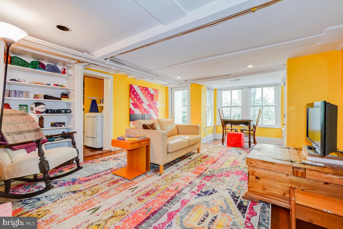 TAKOMA PARK - Residential