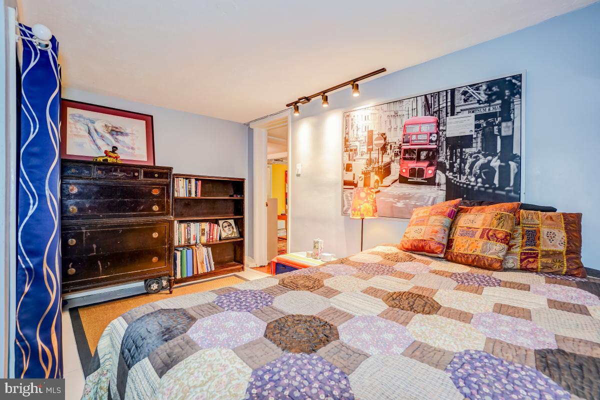 TAKOMA PARK - Residential