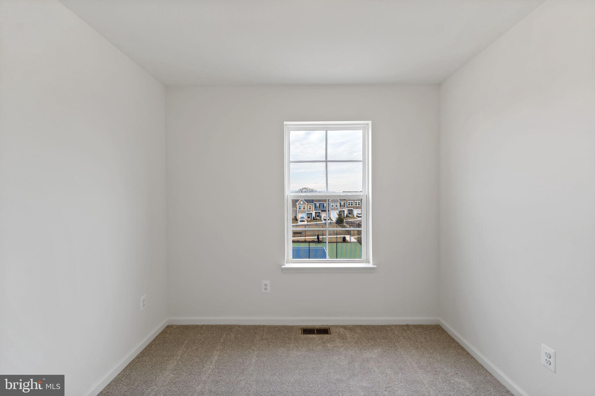 OVERLOOK AT RIVERSIDE TOWNHOMES - Residential