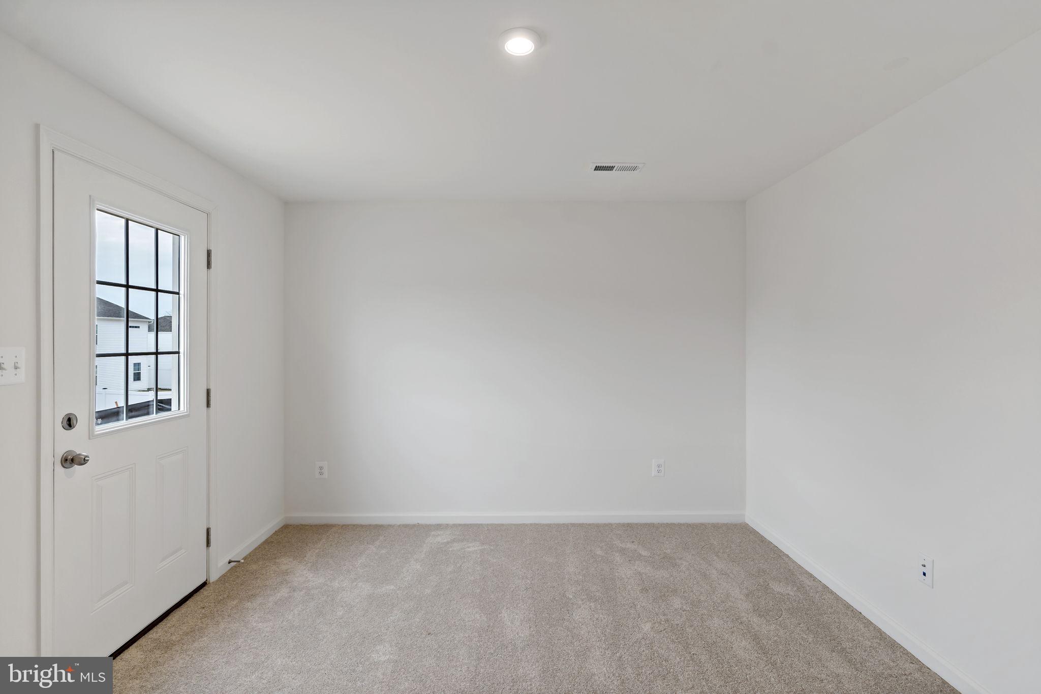 OVERLOOK AT RIVERSIDE TOWNHOMES - Residential