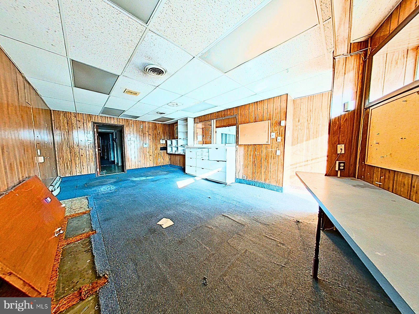 WEST OAK LANE - Commercial Sale