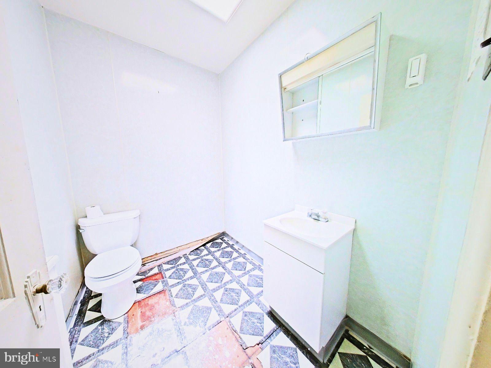 WEST OAK LANE - Commercial Sale