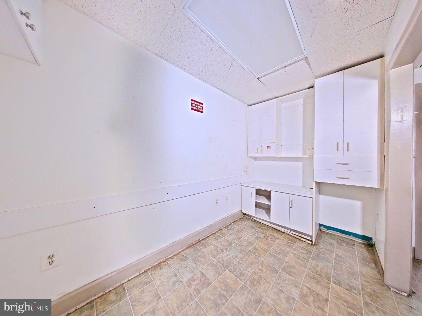 WEST OAK LANE - Commercial Sale