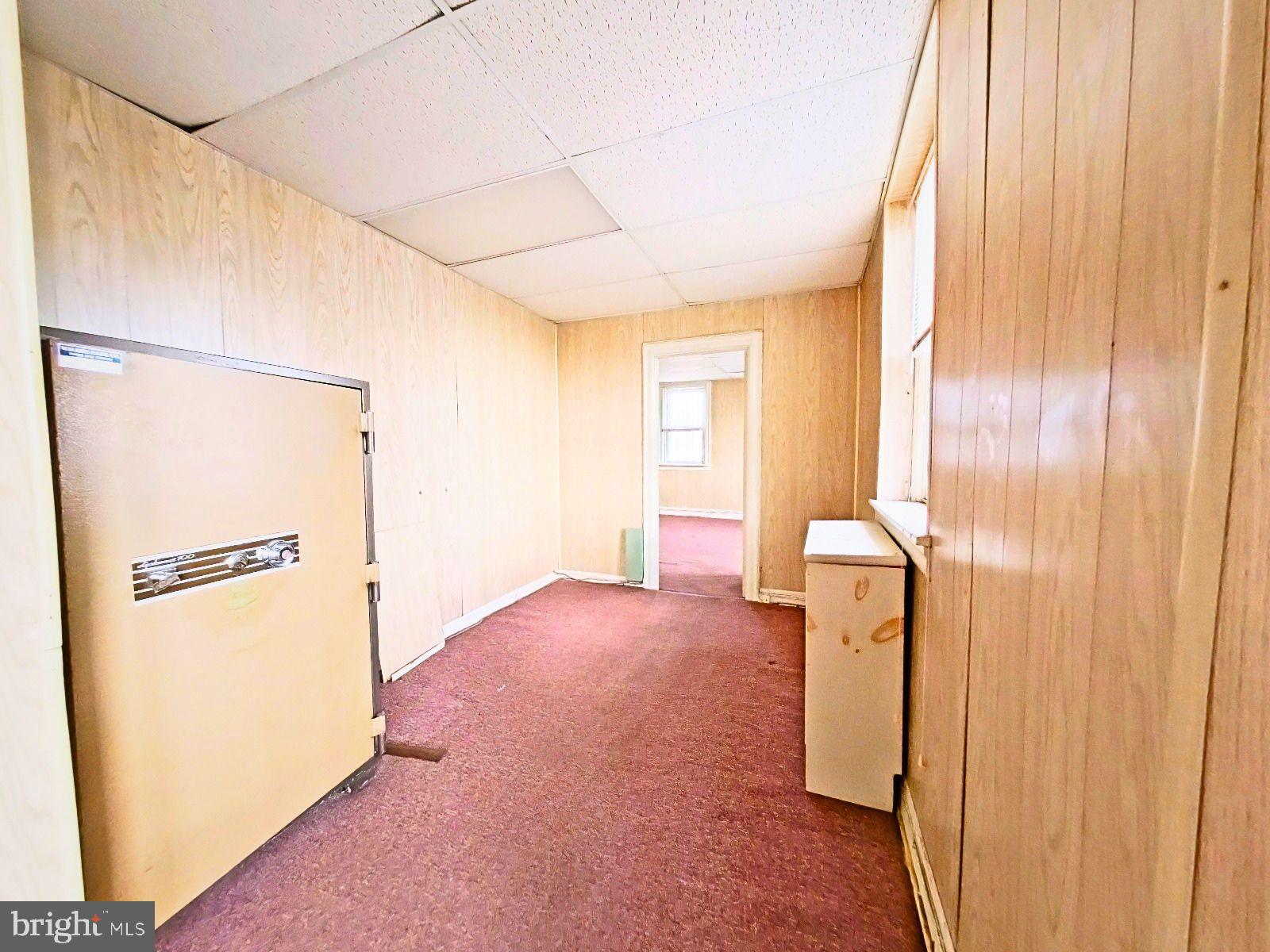 WEST OAK LANE - Commercial Sale