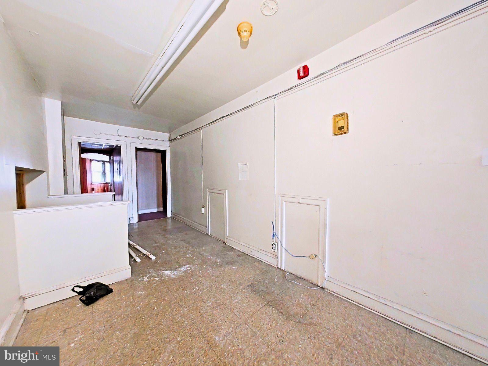 WEST OAK LANE - Commercial Sale