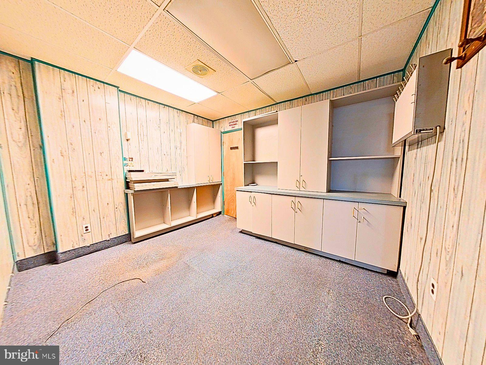 WEST OAK LANE - Commercial Sale